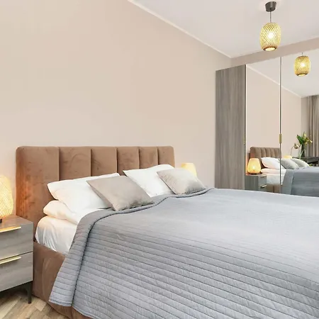 公寓 Jasny I Elegancki Pastelowa Z Parkingiem By Renters *