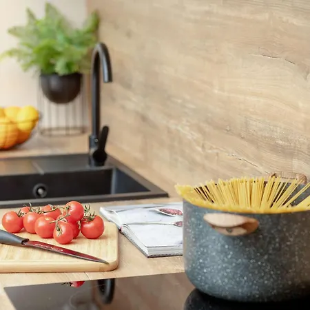 Jasny I Elegancki Pastelowa Z Parkingiem By Renters *