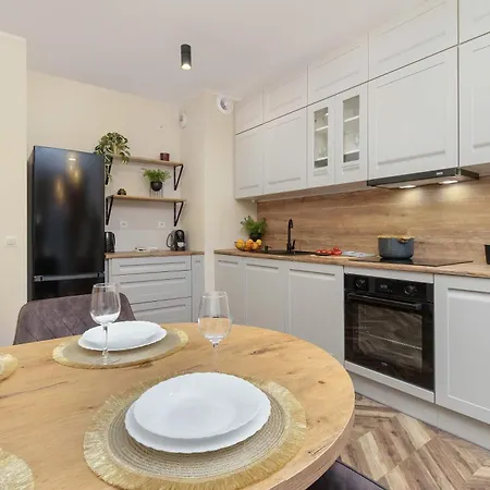 Jasny I Elegancki Pastelowa Z Parkingiem By Renters Апартаменты Гданьск