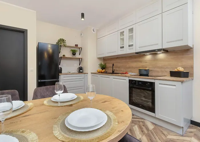 Jasny I Elegancki Pastelowa Z Parkingiem By Renters Appartement Gdańsk